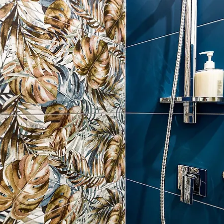 Апартаменты Lion Aparts