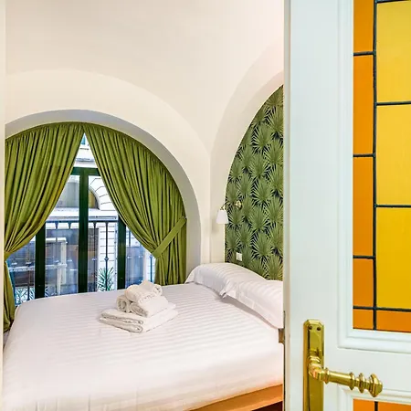 Lion Aparts * روما